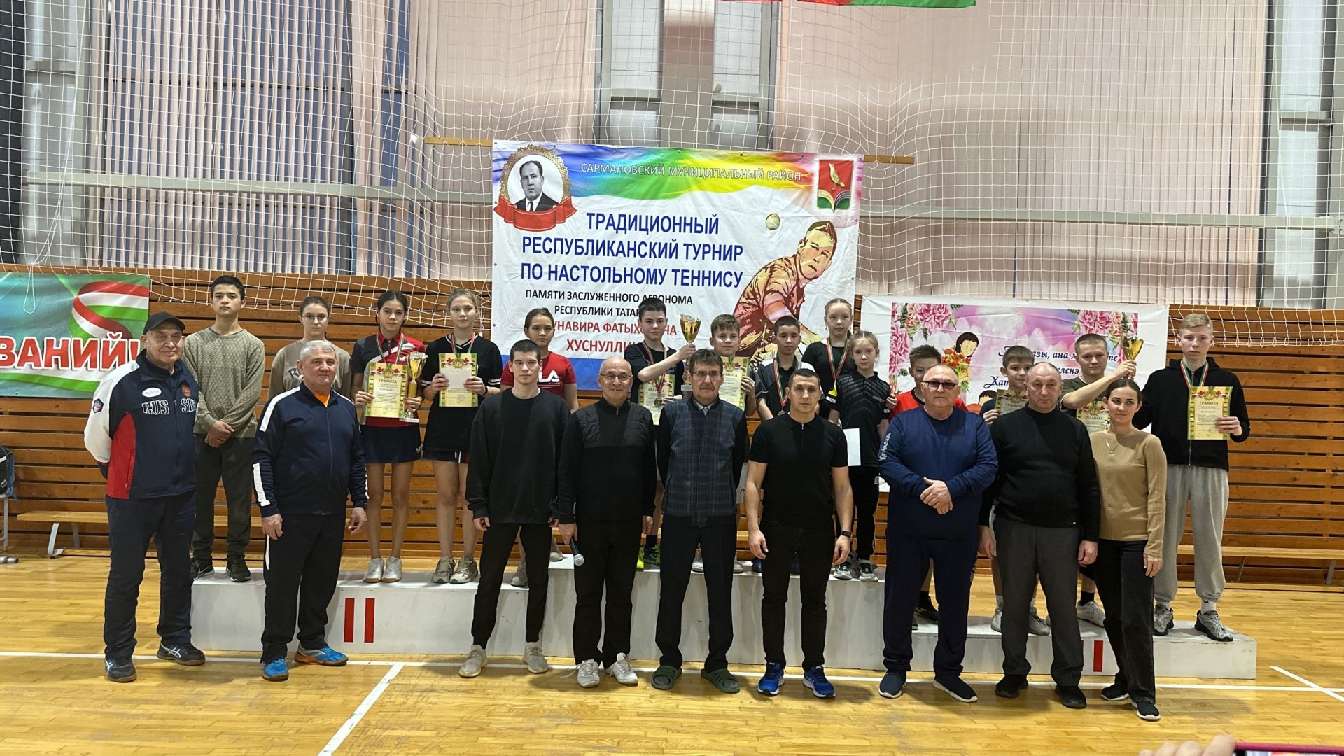 Определены победители районного этапа теннисного турнира