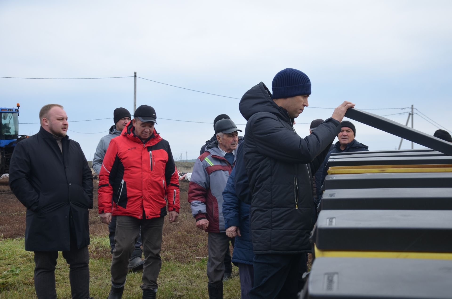 В районе провели проверку АПК по постановке техники на зимнее хранение и подготовке к ремонту