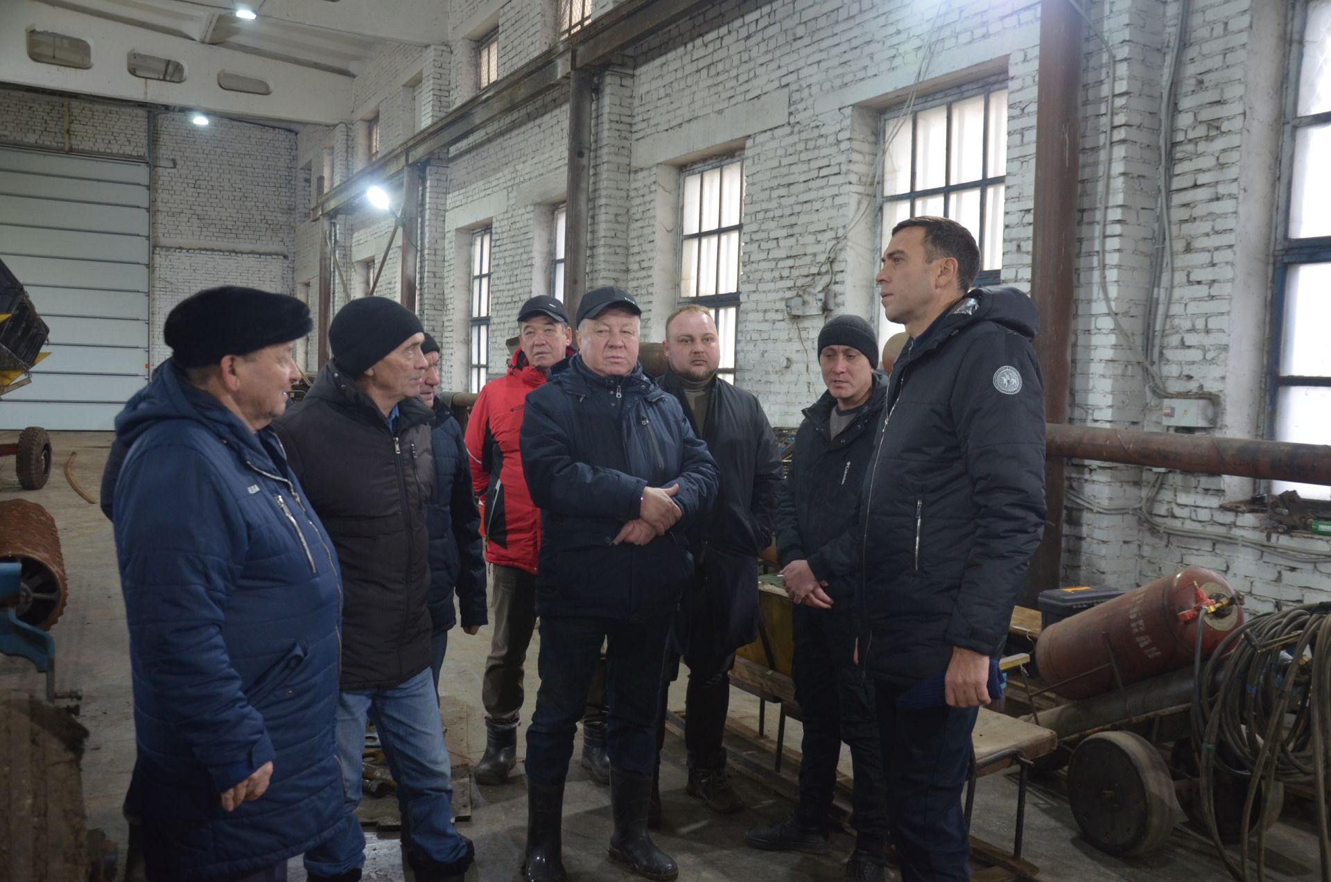 В районе провели проверку АПК по постановке техники на зимнее хранение и подготовке к ремонту