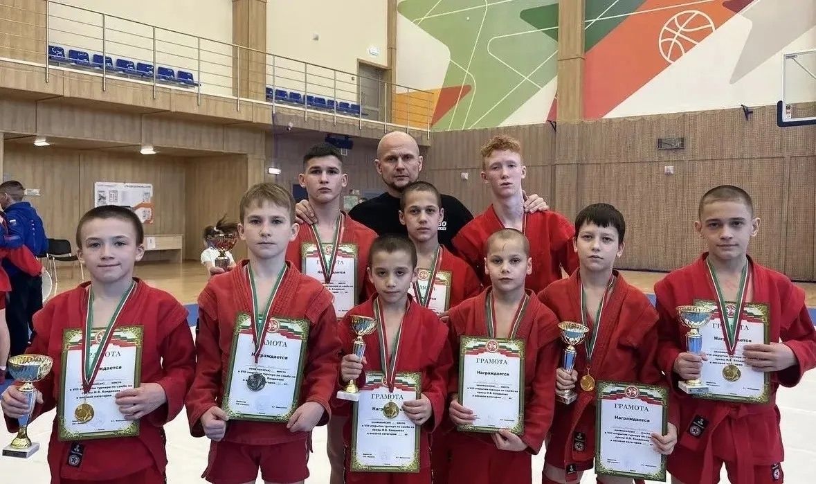 Самбисты района покорили Казань и Кукмор