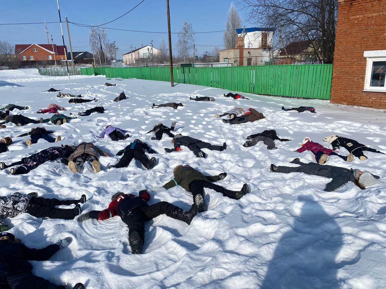 Учащиеся начальных классов Сармановской СОШ приняли участие в «Зарнице»