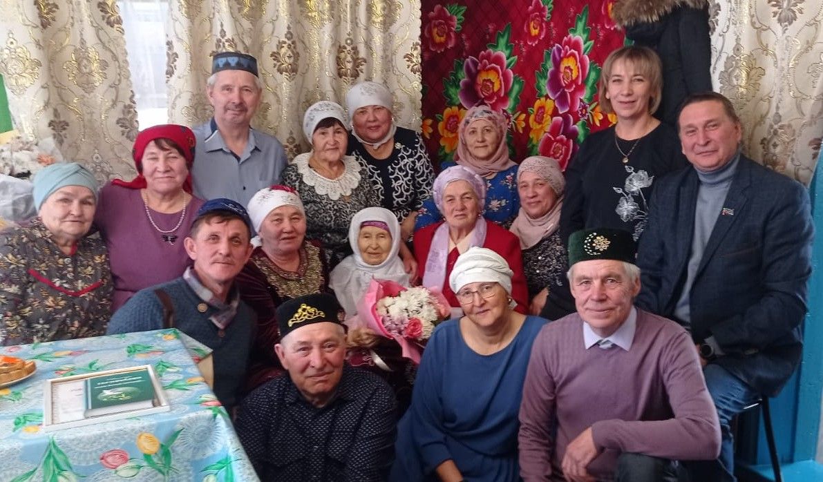 Мәрьям апа «Сарман»ны бүген дә күзлексез укый