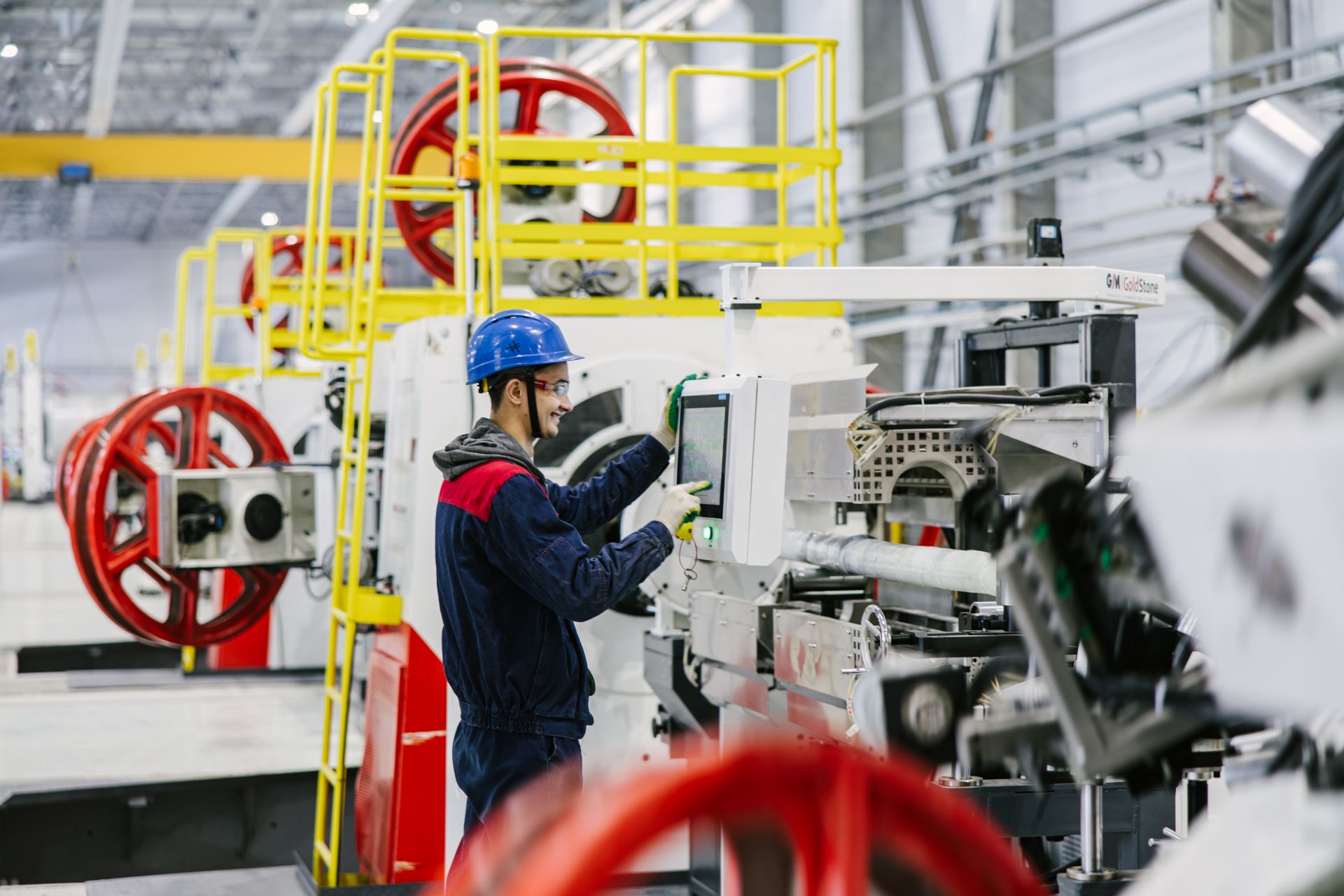 На композитном предприятии «Татнефти» производят стеклопластиковые трубы для системы ЖКХ