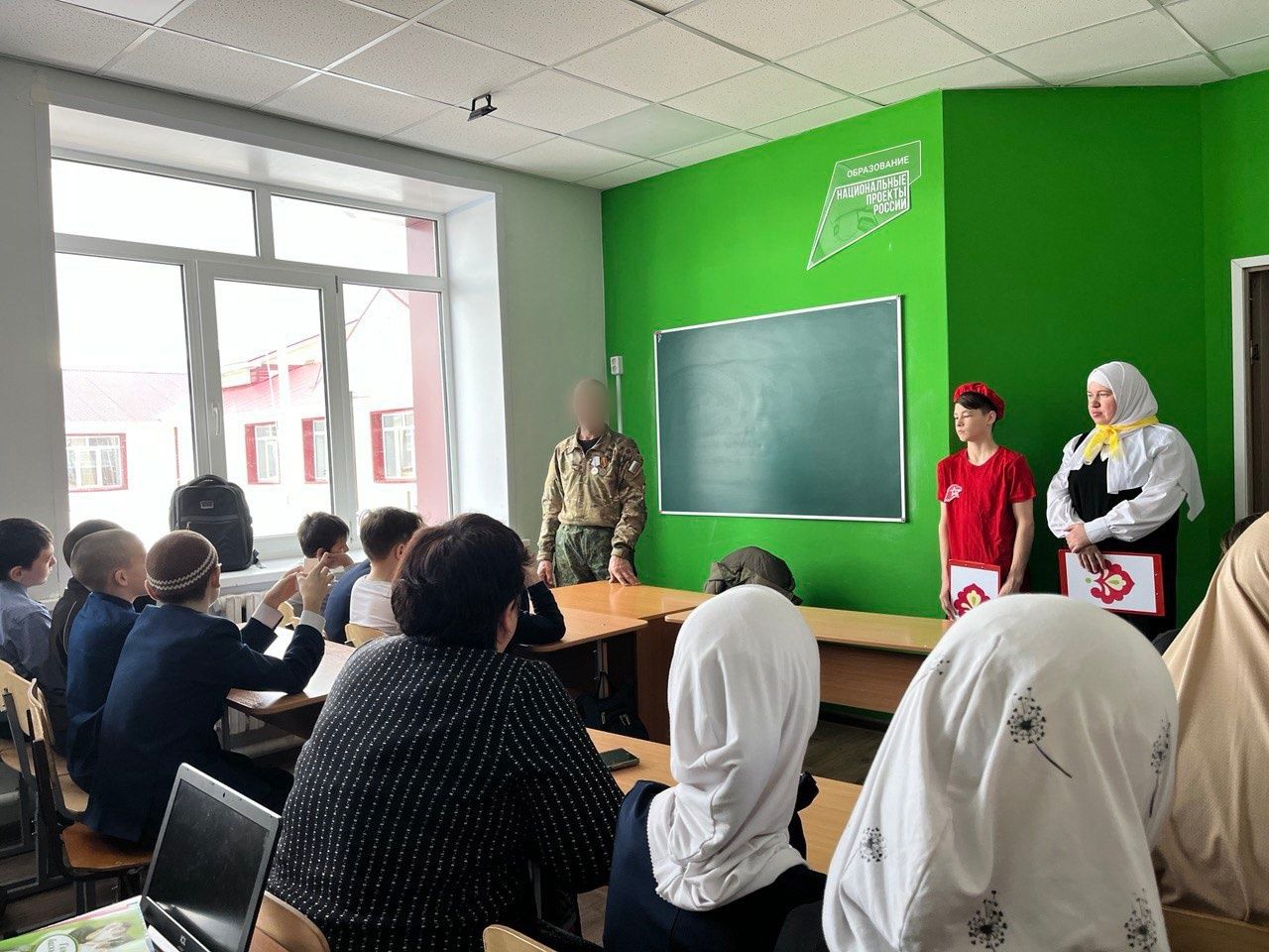 Встречи с участниками СВО прошли в школах Сармановского района