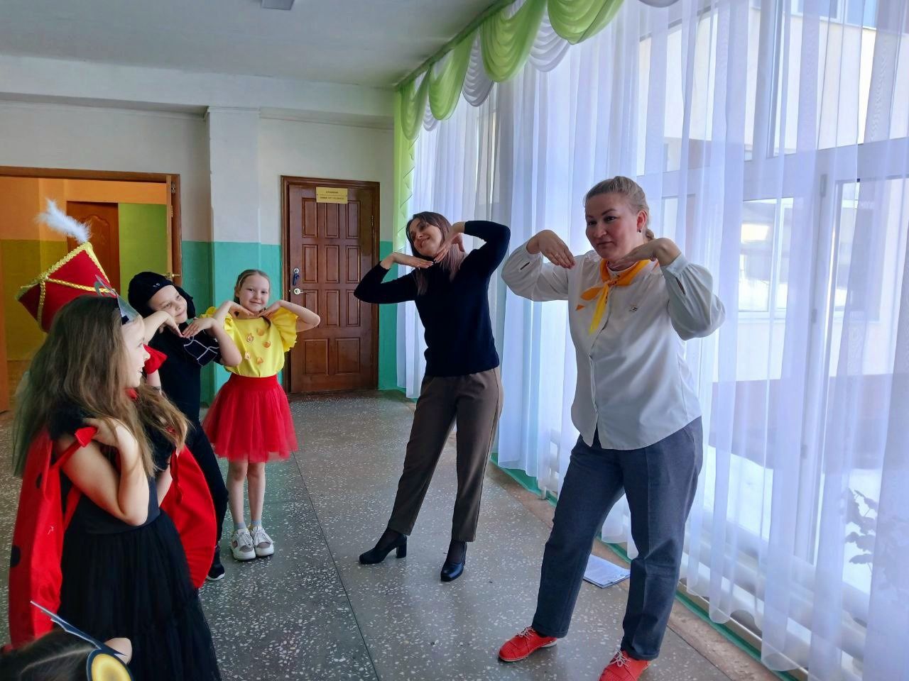 Ученики Джалильской школы №1 погрузились в мир театра