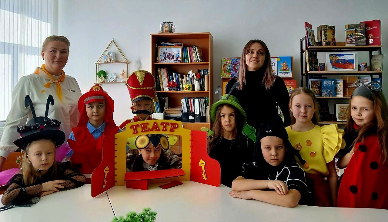 Ученики Джалильской школы №1 погрузились в мир театра