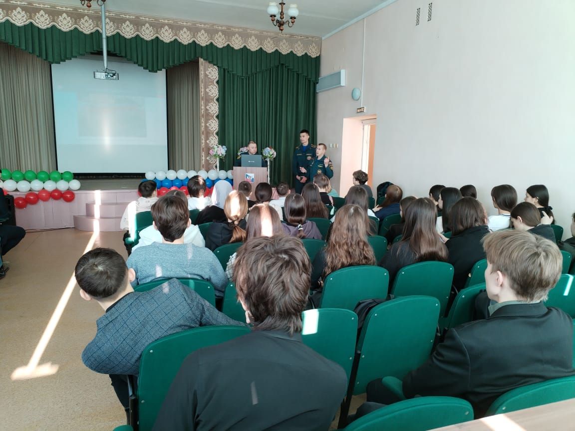 Район укучылары янгынчылар булырга әзерләнәләр