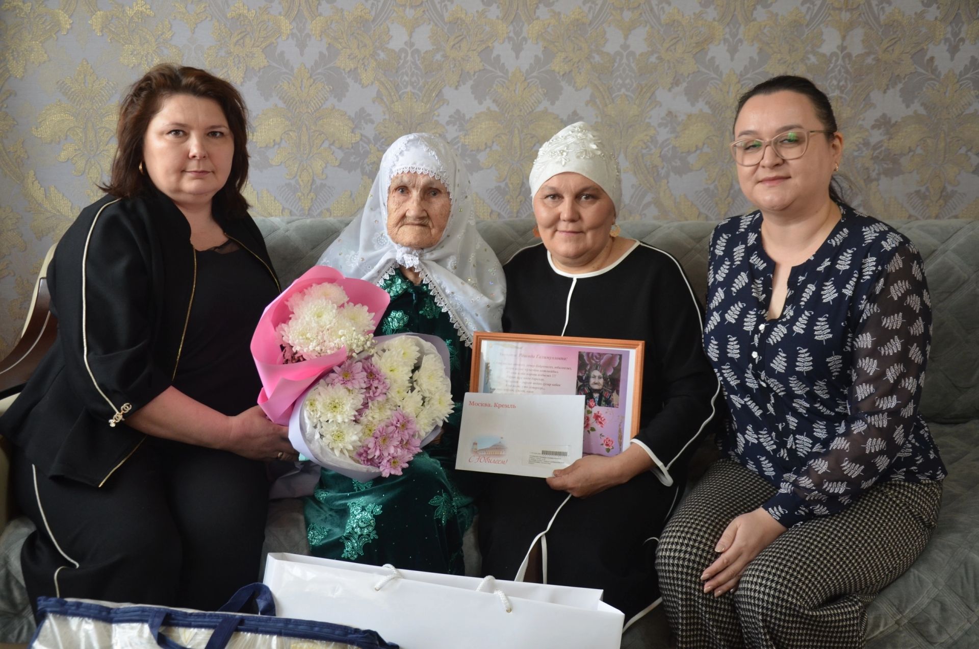Балтач кызы Әлмәттә 95 яшен үткәрде