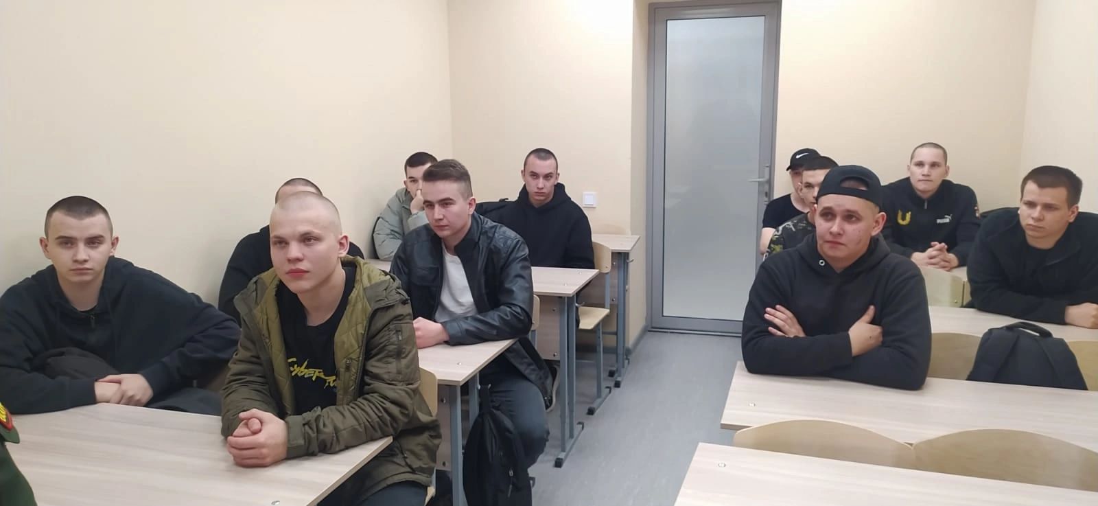 Сарманнан армиягә беренче «отправка» китте