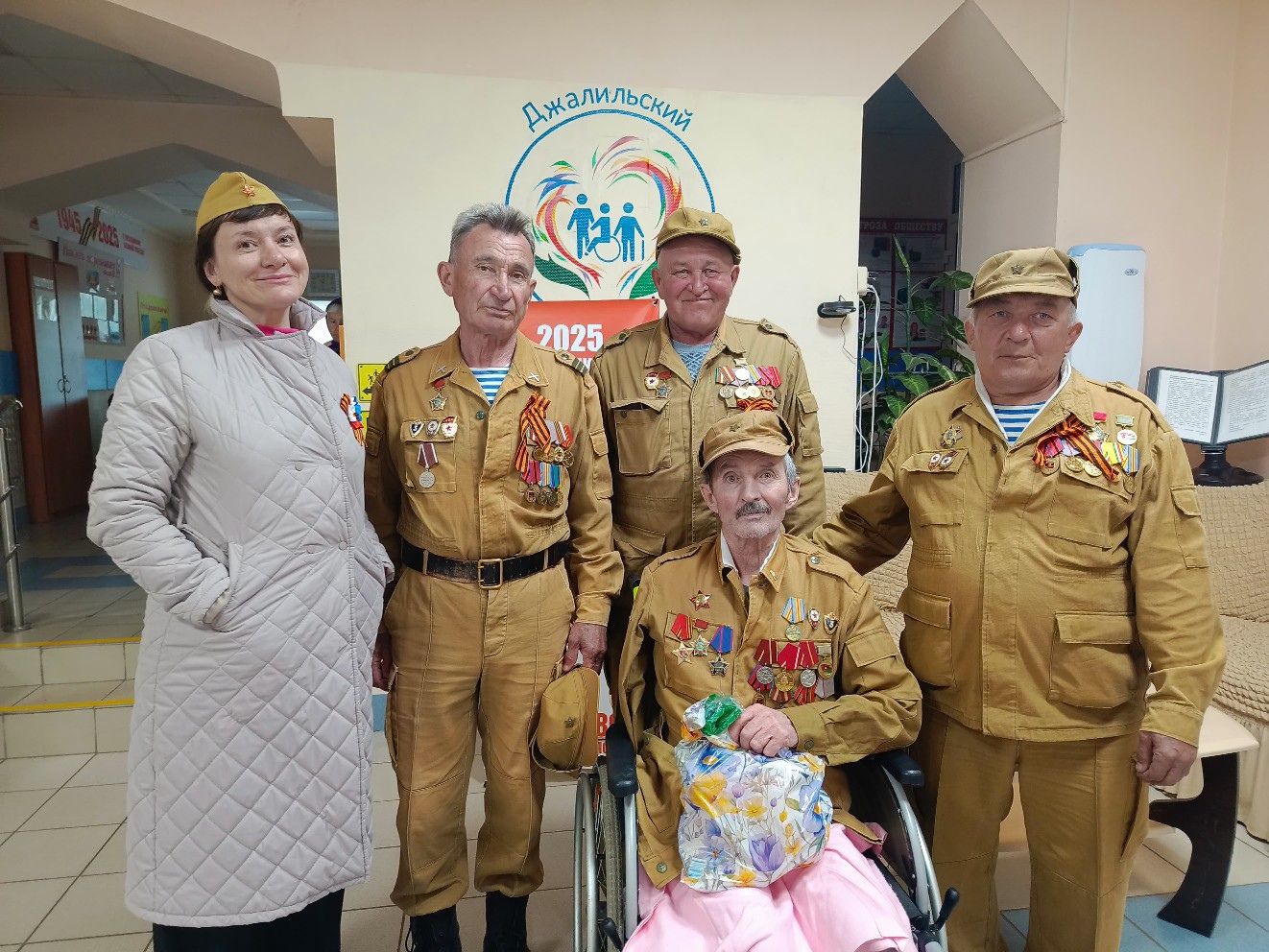 Ветерана Афганской войны поздравили с Днём Победы в посёлке Джалиль