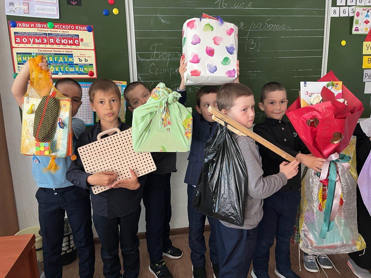 Весёлый День без рюкзаков в Альметьевской школе им. М.Рамзи