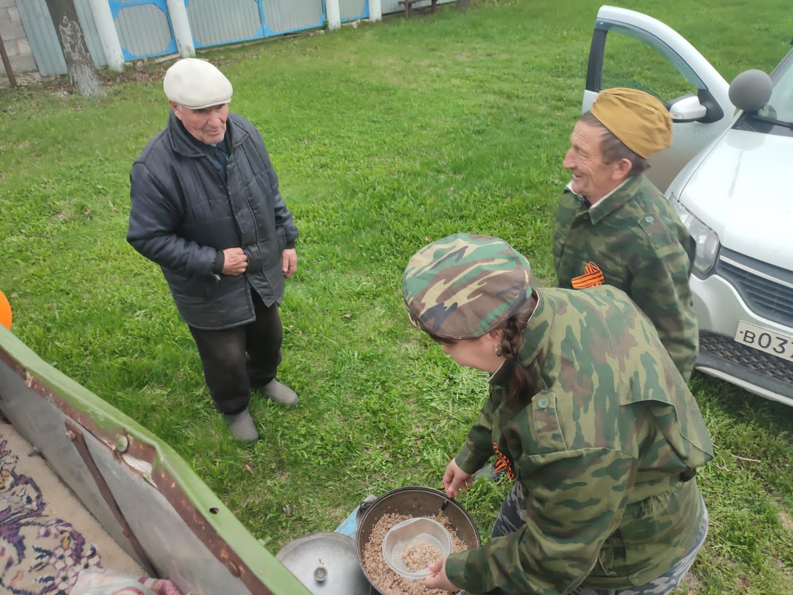 Яхшыбай, Анак һәм Иске Кәшердән хәрби машиналар узышы үтте