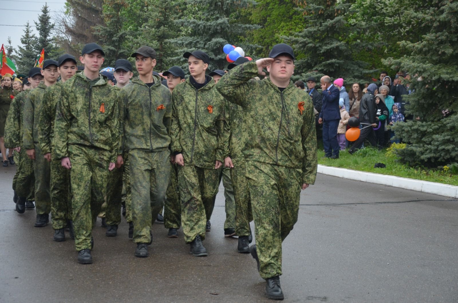 Парад, елдагыча, бәйрәмнең иң дулкынландыргыч өлеше булды