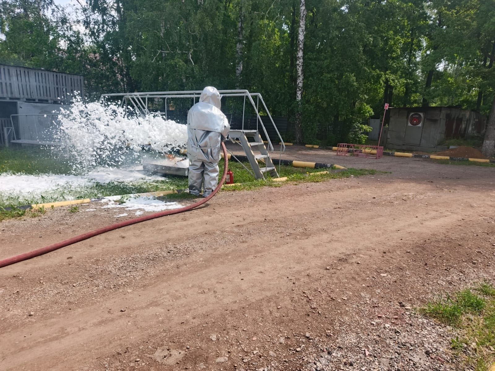 Урок безопасности от МЧС: экскурсия для лагеря «Радуга»»