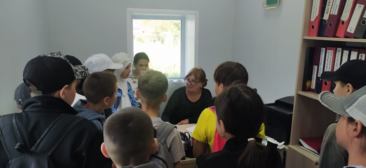 Сарман гимназиясе укучылары редакциягә кунакка килделәр