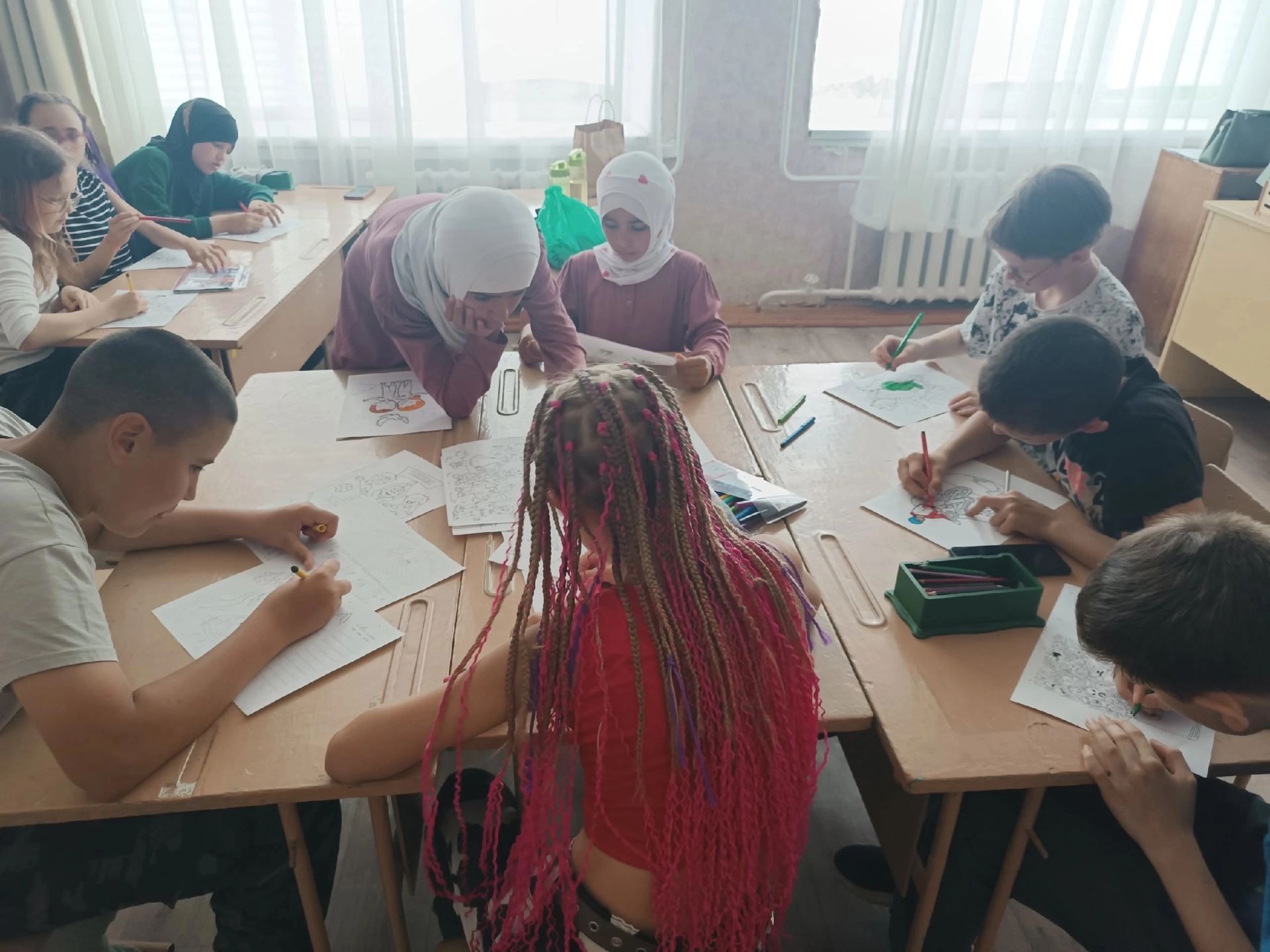 Школьники Сарманово отметили День эколога