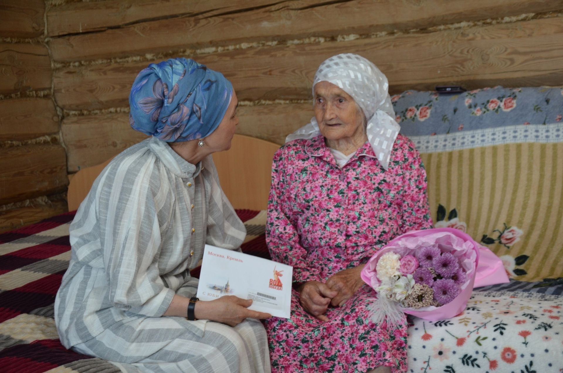 Таисия апа 100 яшенә дә чакырды