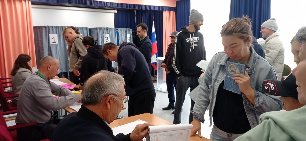 Сарман урта мәктәбендә сайлау уңаеннан күптөрле чаралар оештырылды