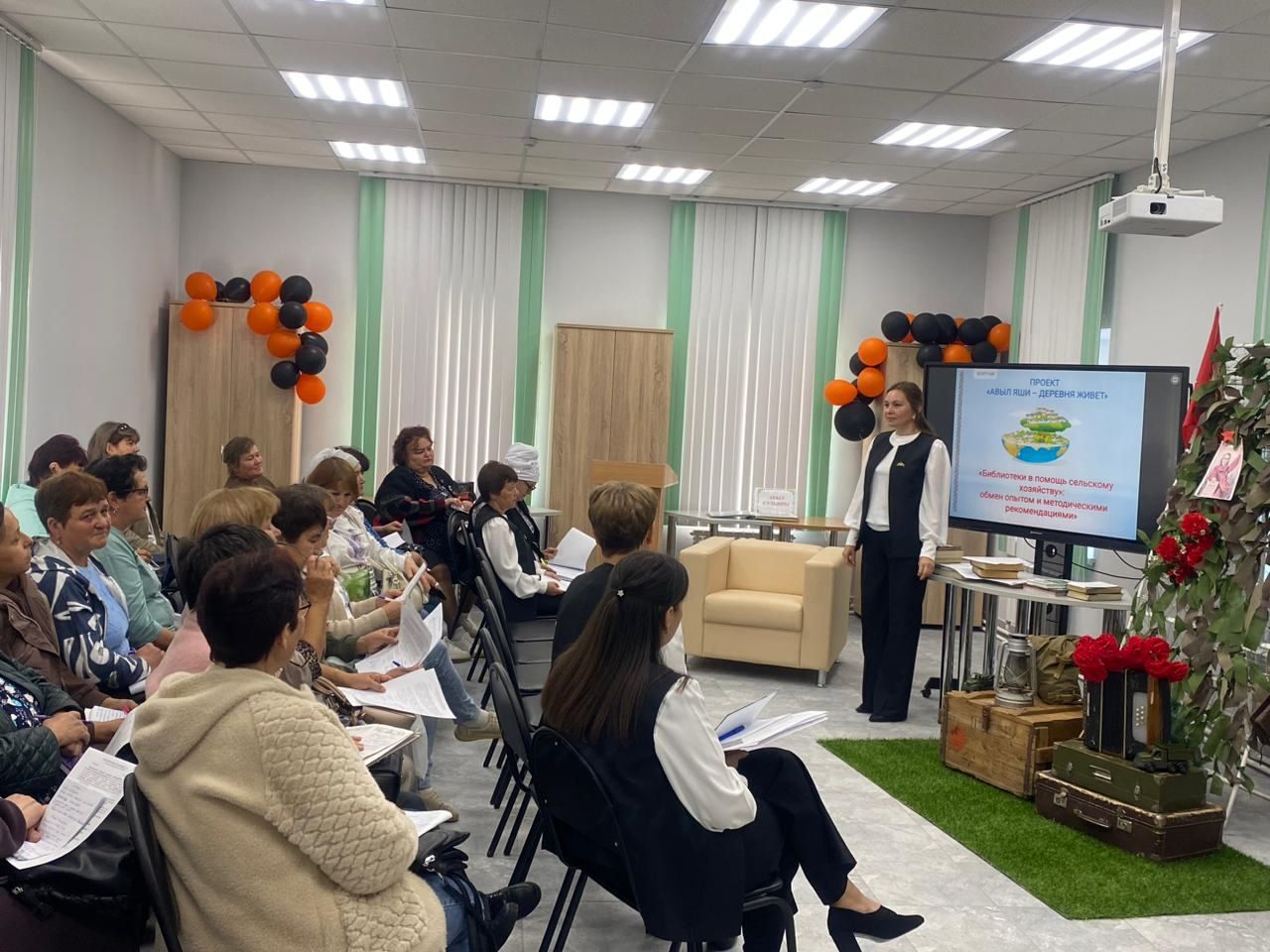 Библиотека - помощник селу: в Сарманово прошел информационный час