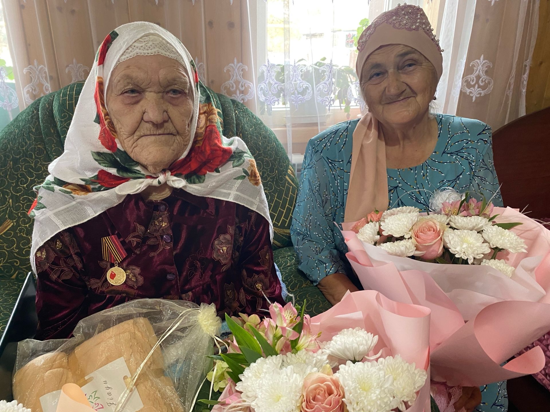 Вәсилә апаны 103 яше белән котладылар