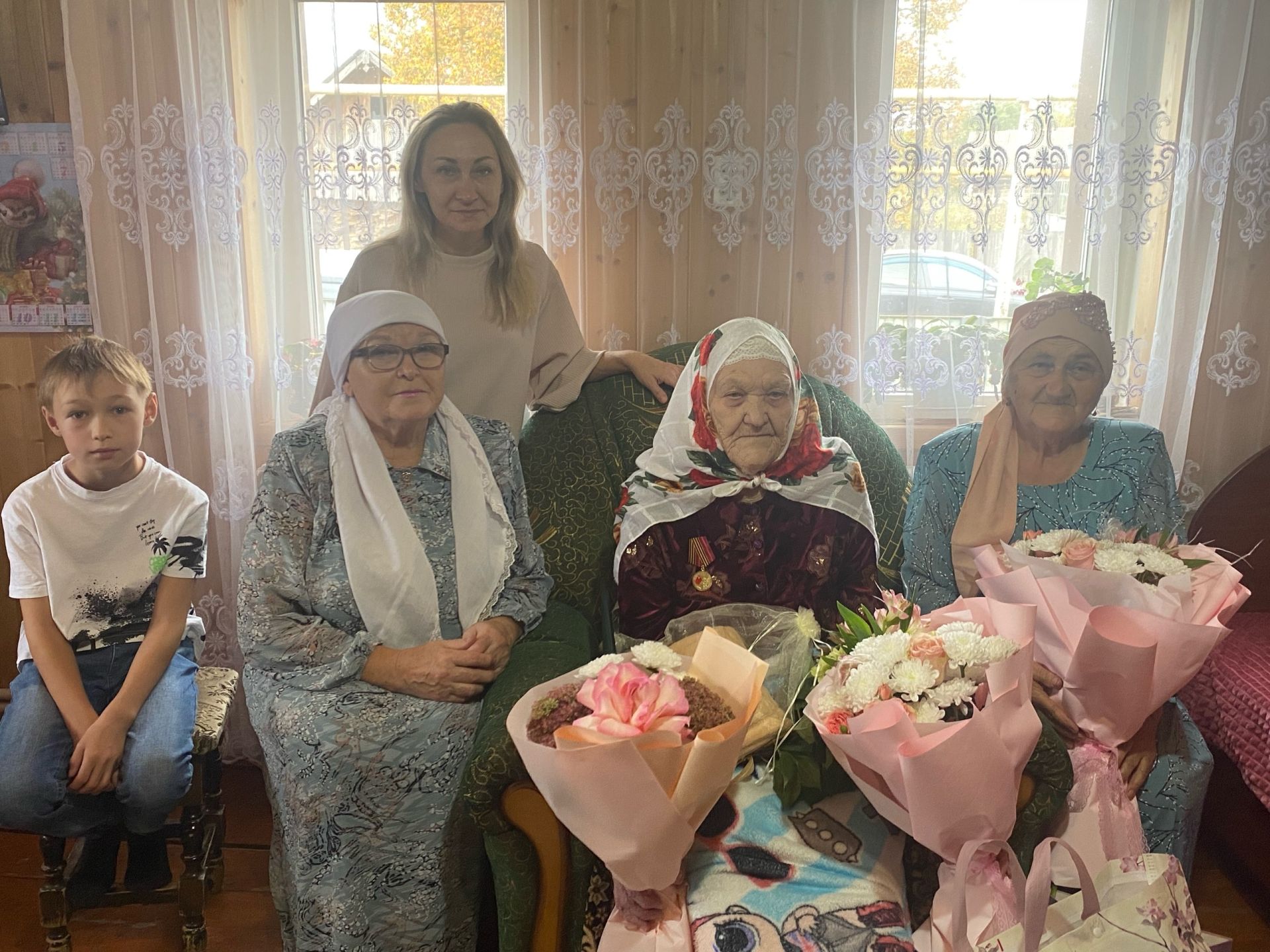 Вәсилә апаны 103 яше белән котладылар