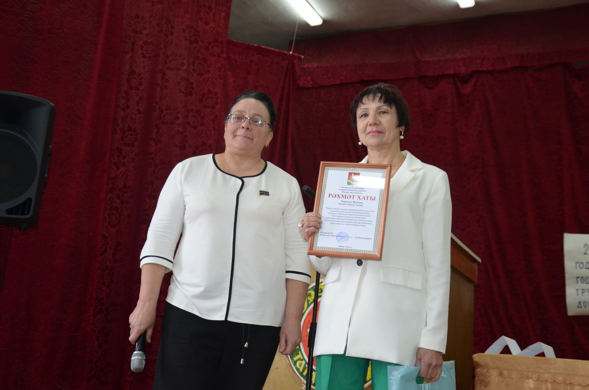 Янурыс халкы җирлектәге эшләрдән канәгать