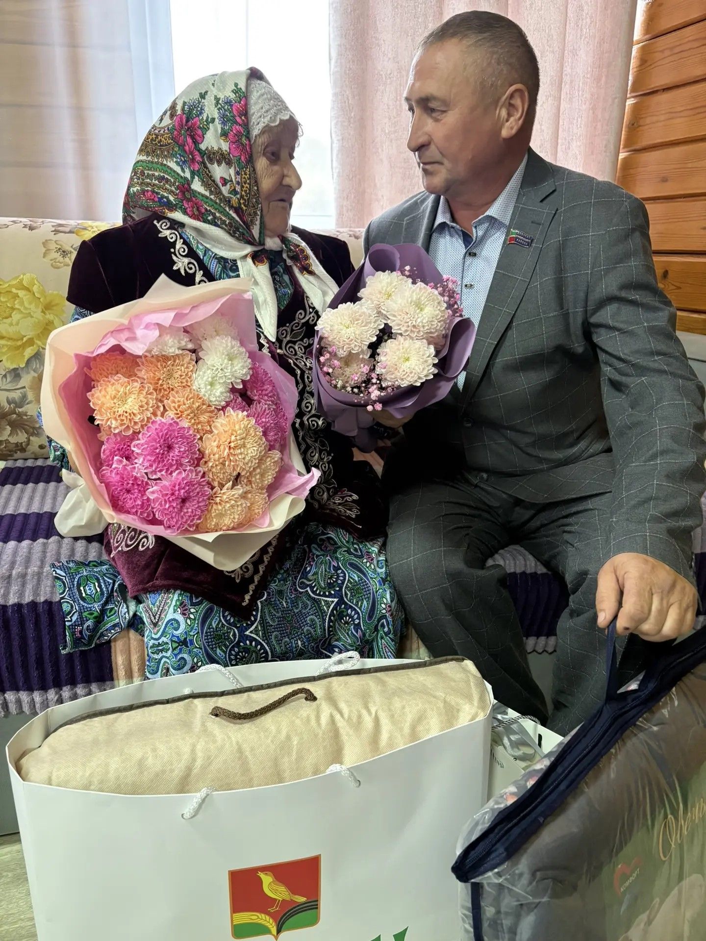 Шәйдуллиннарга ике шатлык бергә килде