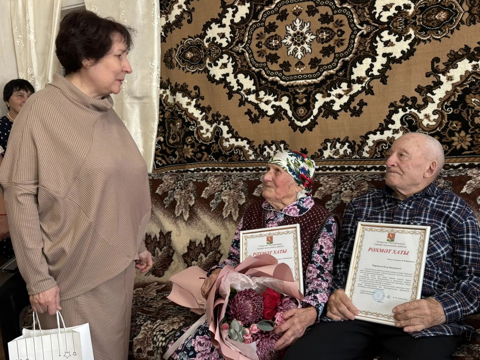 Петр һәм Анна Ивановлар 90 яшьлек юбилейларын бәйрәм иттеләр