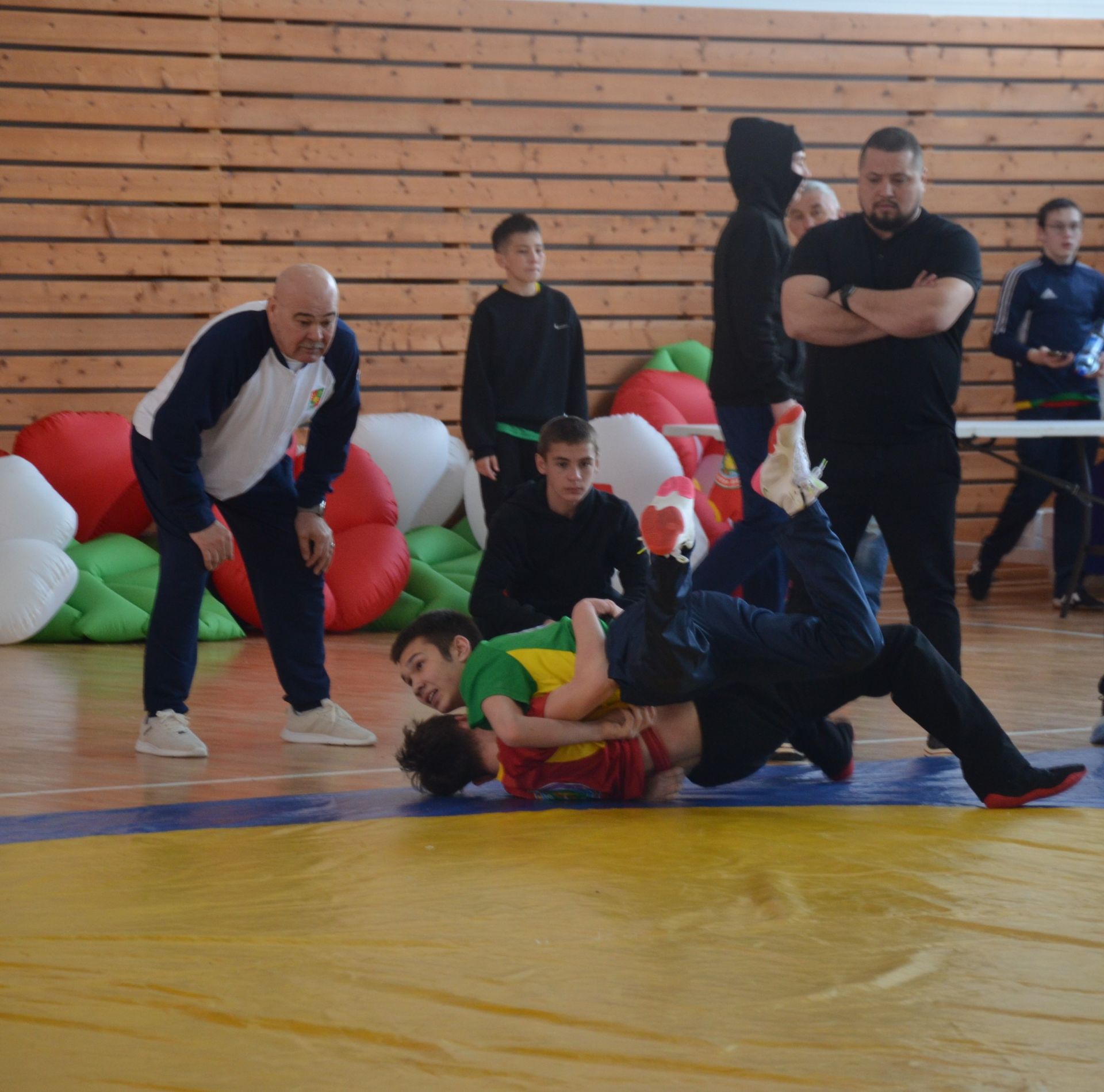 Сарман көрәшчеләре республика ярышында иң көчлеләр булып танылдылар