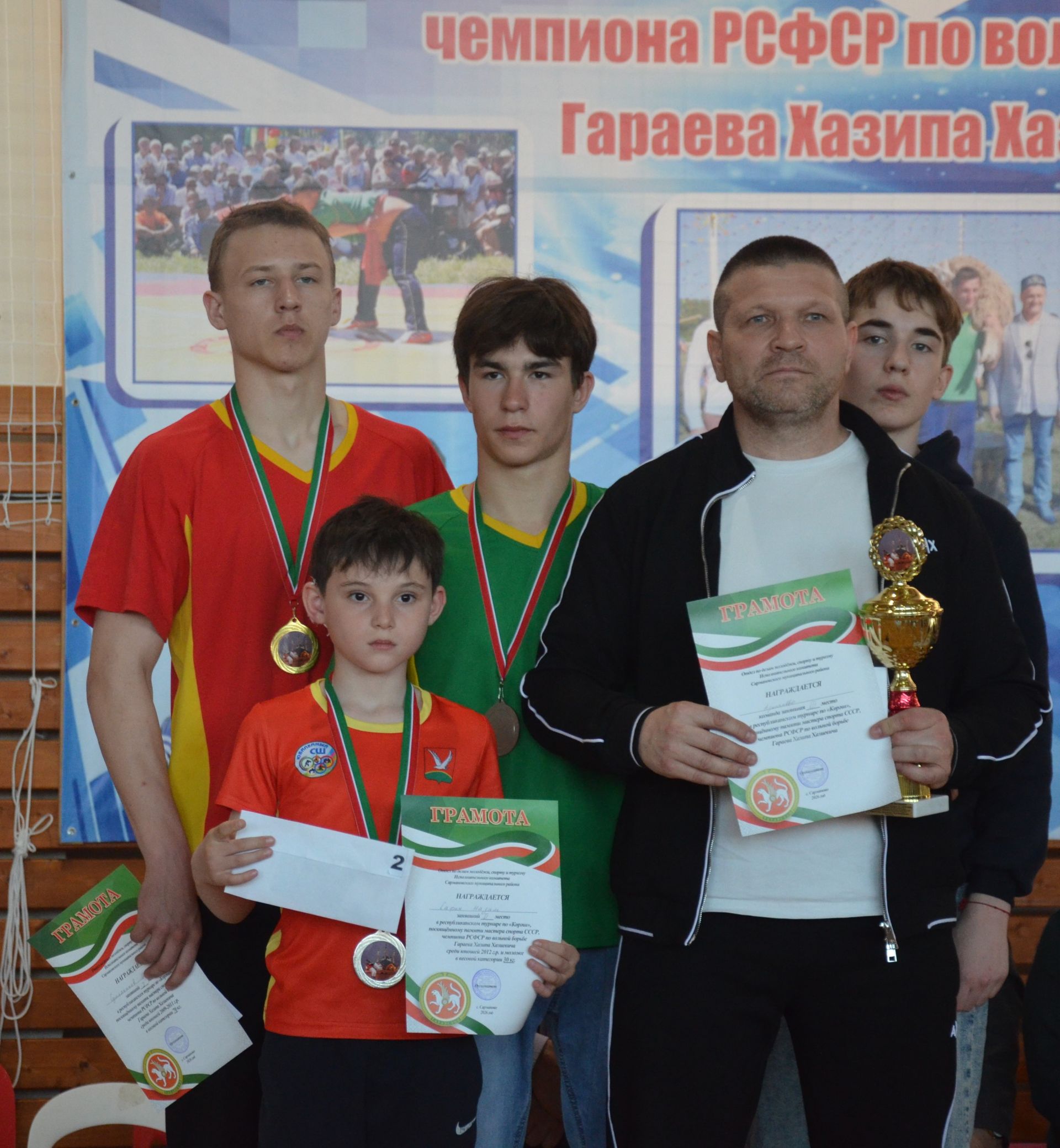 Сарман көрәшчеләре республика ярышында иң көчлеләр булып танылдылар
