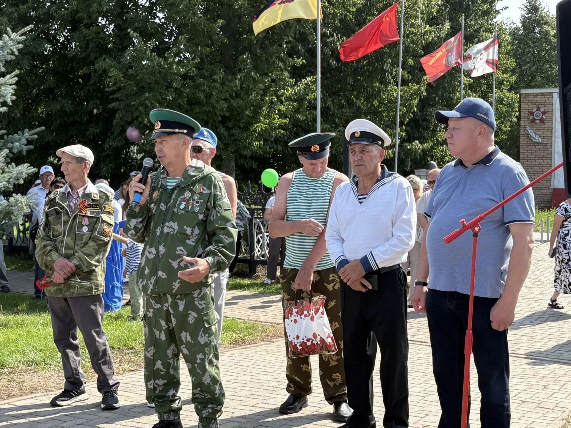 Хәрби-диңгез флотында хезмәт иткәннәр бүген бәйрәм итәләр