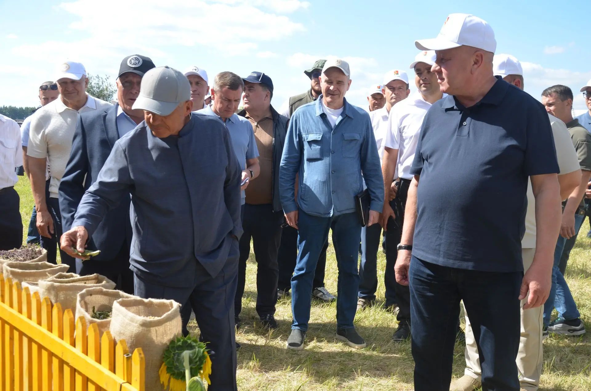 Районга Татарстан Рәисе Рөстәм Миңнеханов килде