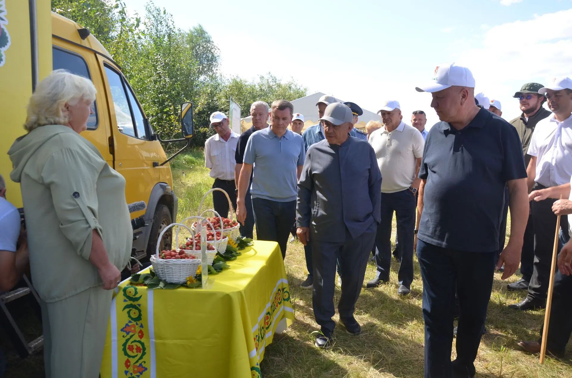 Районга Татарстан Рәисе Рөстәм Миңнеханов килде