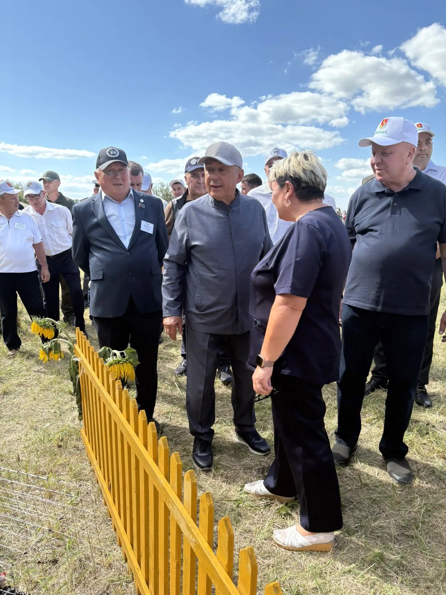 «Сарман районында бер генә дәүләт программасының да үтәлми калганы юк», – диде Татарстан Рәисе Рөстәм Миңнеханов