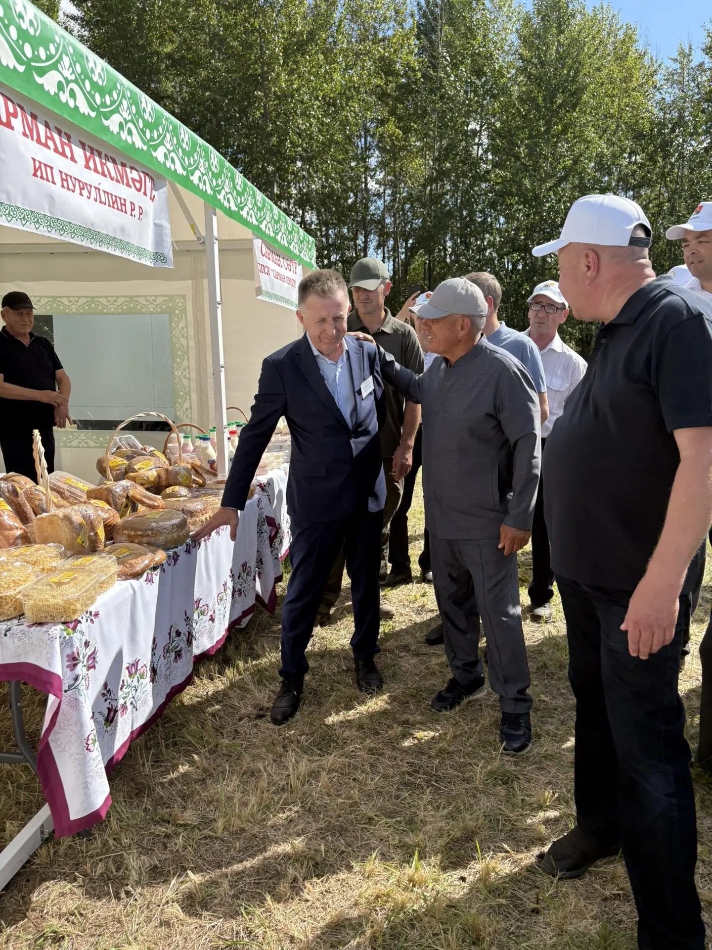 «Сарман районында бер генә дәүләт программасының да үтәлми калганы юк», – диде Татарстан Рәисе Рөстәм Миңнеханов