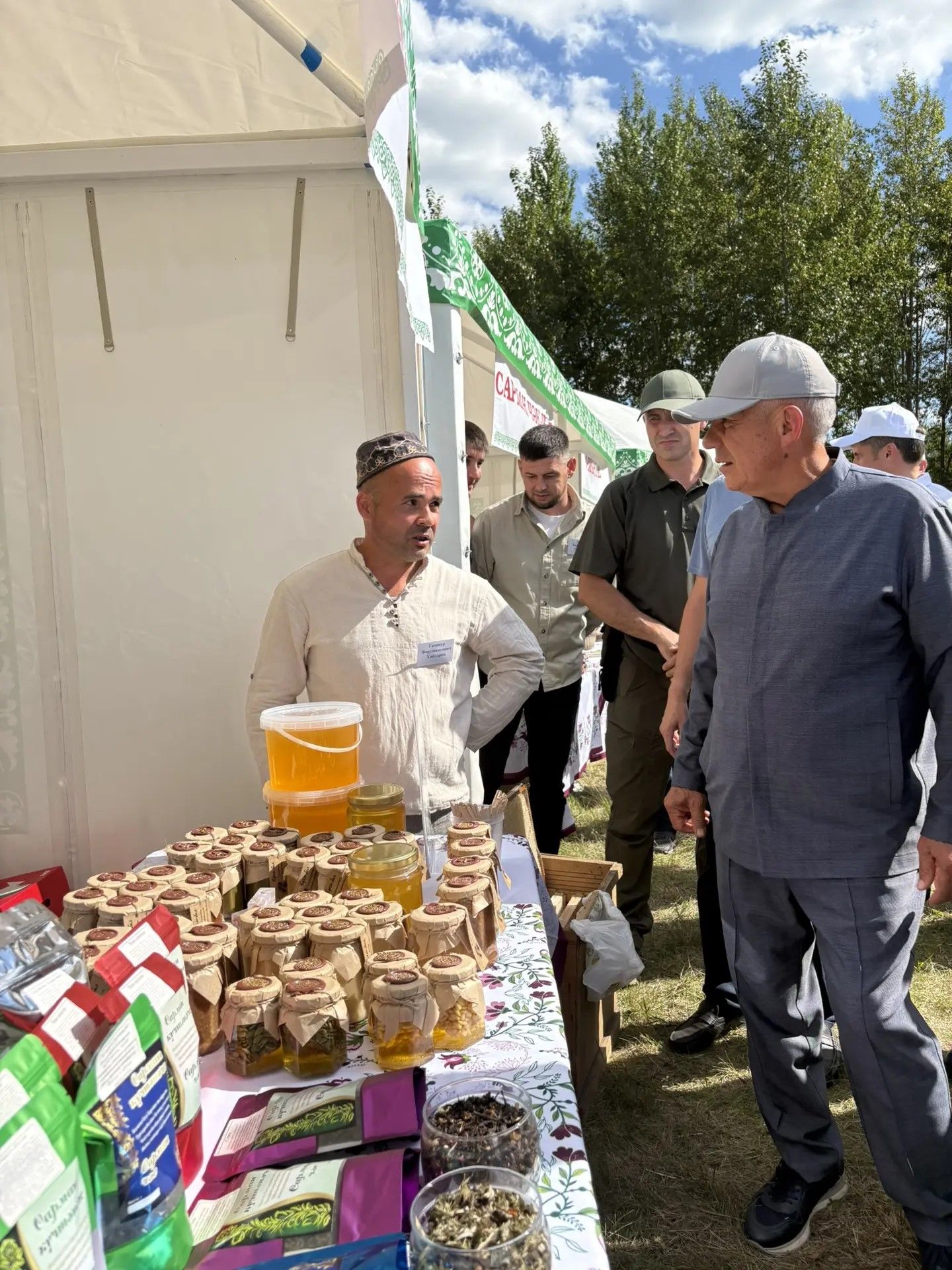 «Сарман районында бер генә дәүләт программасының да үтәлми калганы юк», – диде Татарстан Рәисе Рөстәм Миңнеханов