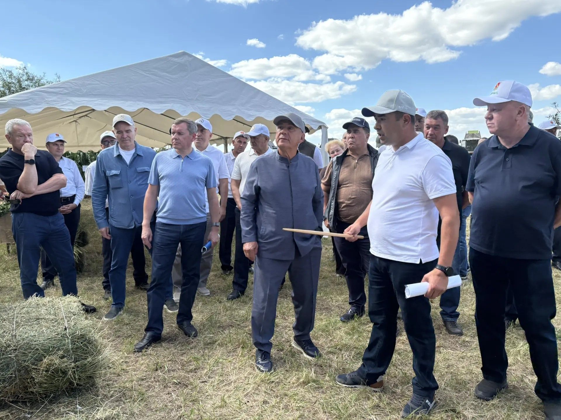 «Сарман районында бер генә дәүләт программасының да үтәлми калганы юк», – диде Татарстан Рәисе Рөстәм Миңнеханов