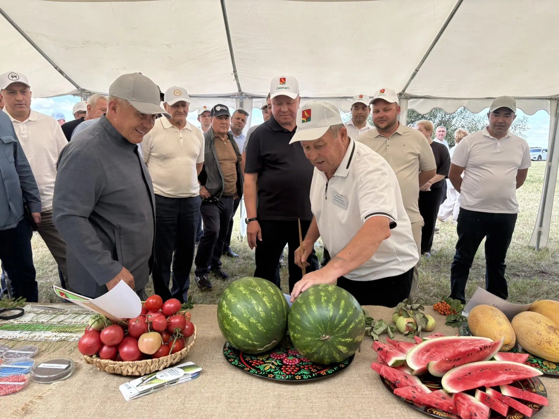 «Сарман районында бер генә дәүләт программасының да үтәлми калганы юк», – диде Татарстан Рәисе Рөстәм Миңнеханов