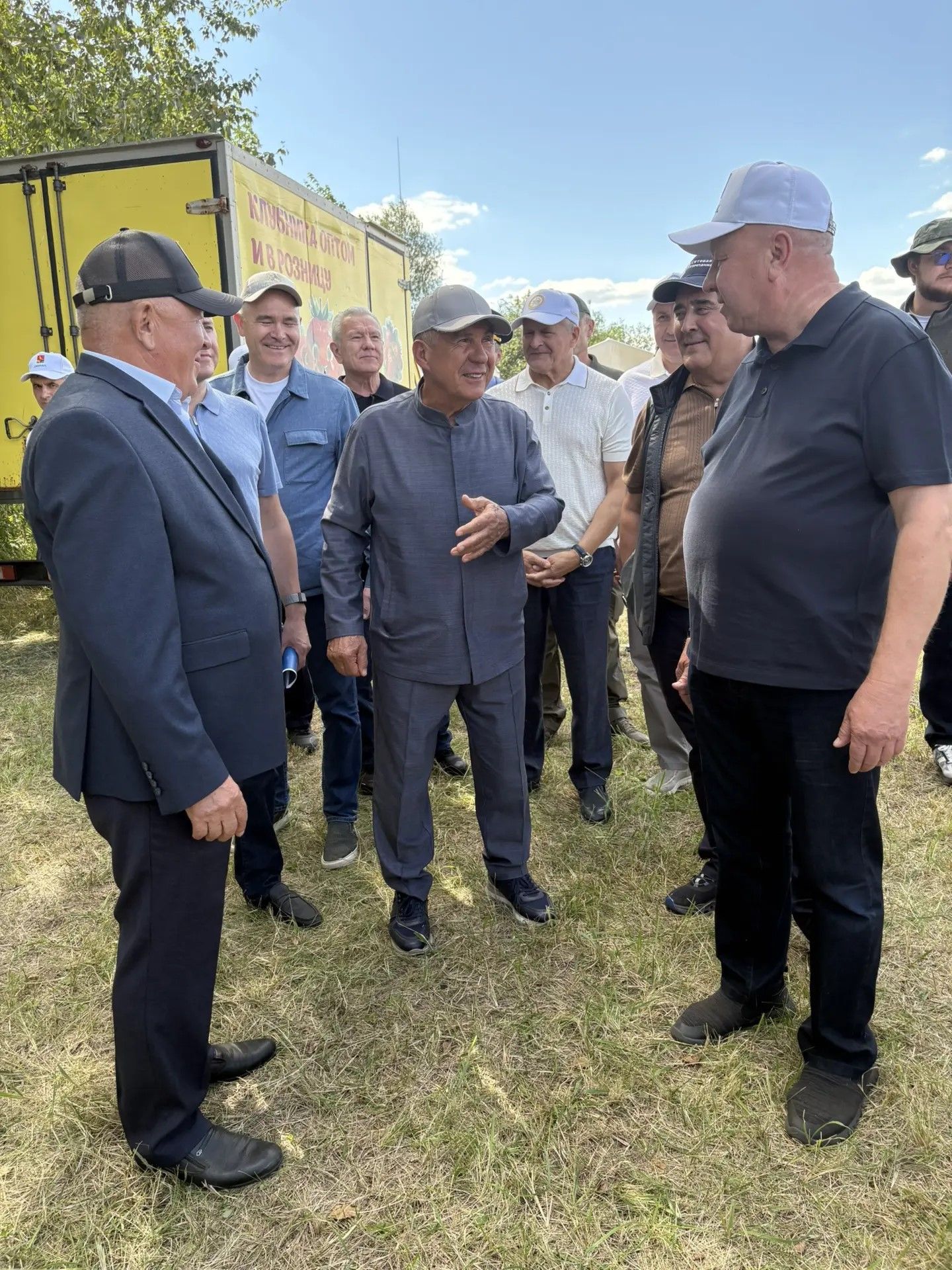 «Сарман районында бер генә дәүләт программасының да үтәлми калганы юк», – диде Татарстан Рәисе Рөстәм Миңнеханов