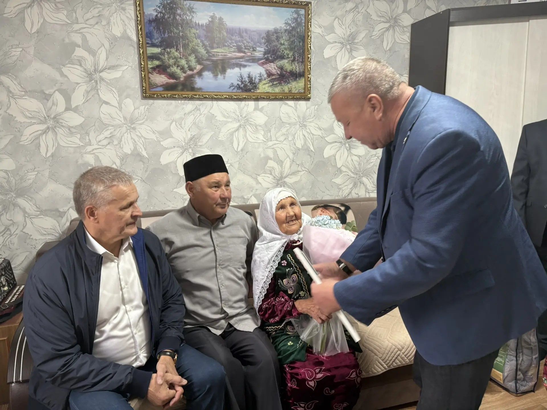 Ләйлә апа юбилей котлаулары кабул итте