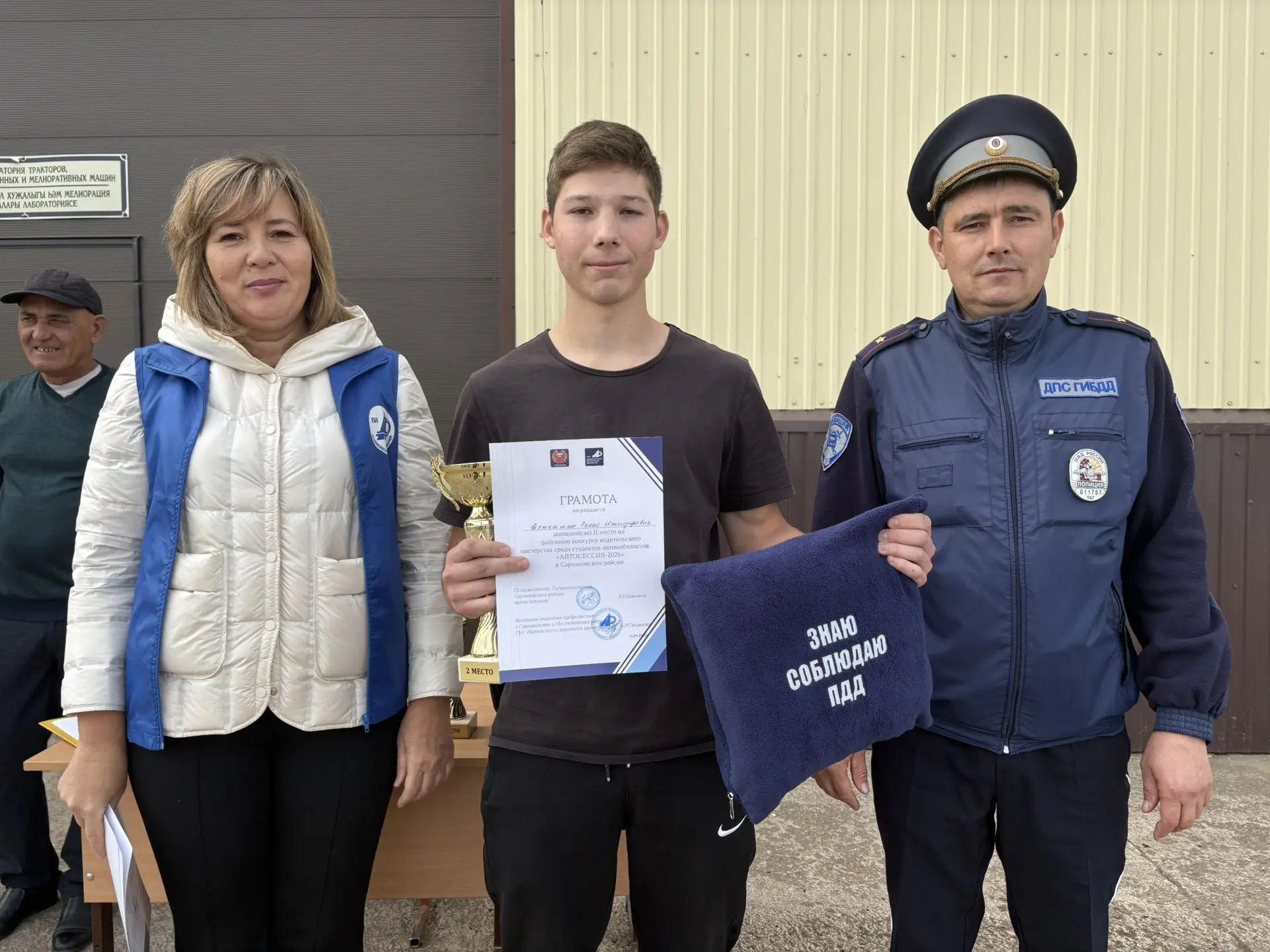 “Автосессия” бәйгесе көллият егетләрен ярыштырды