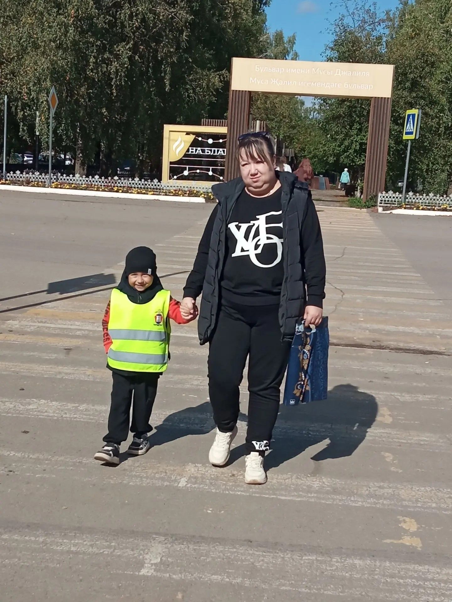 Дорожные надписи напомнят жителям Джалиля о безопасности детей