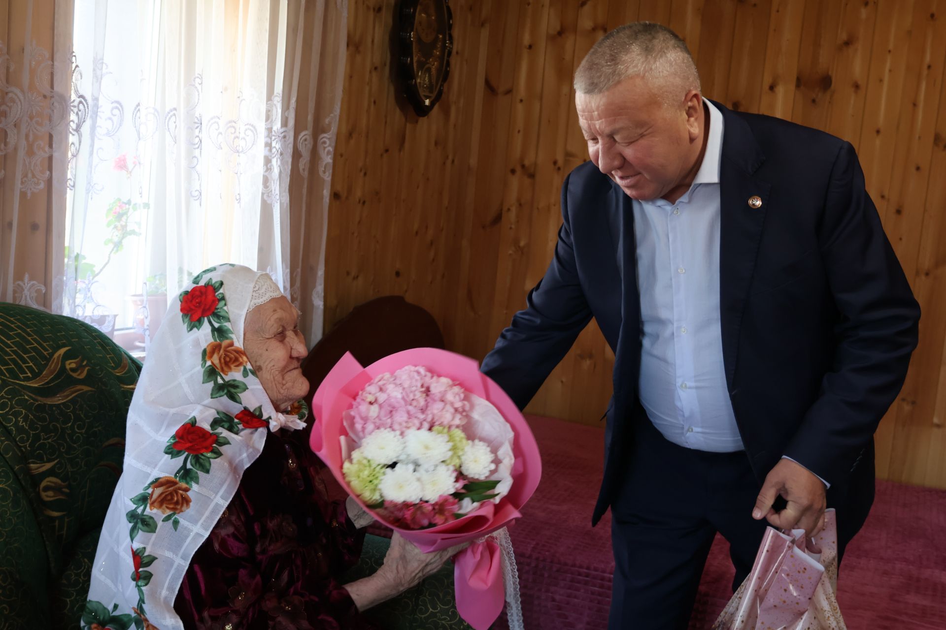 Сарманның ак әбисе Вәсилә Юнысовага 104 яшь тулды