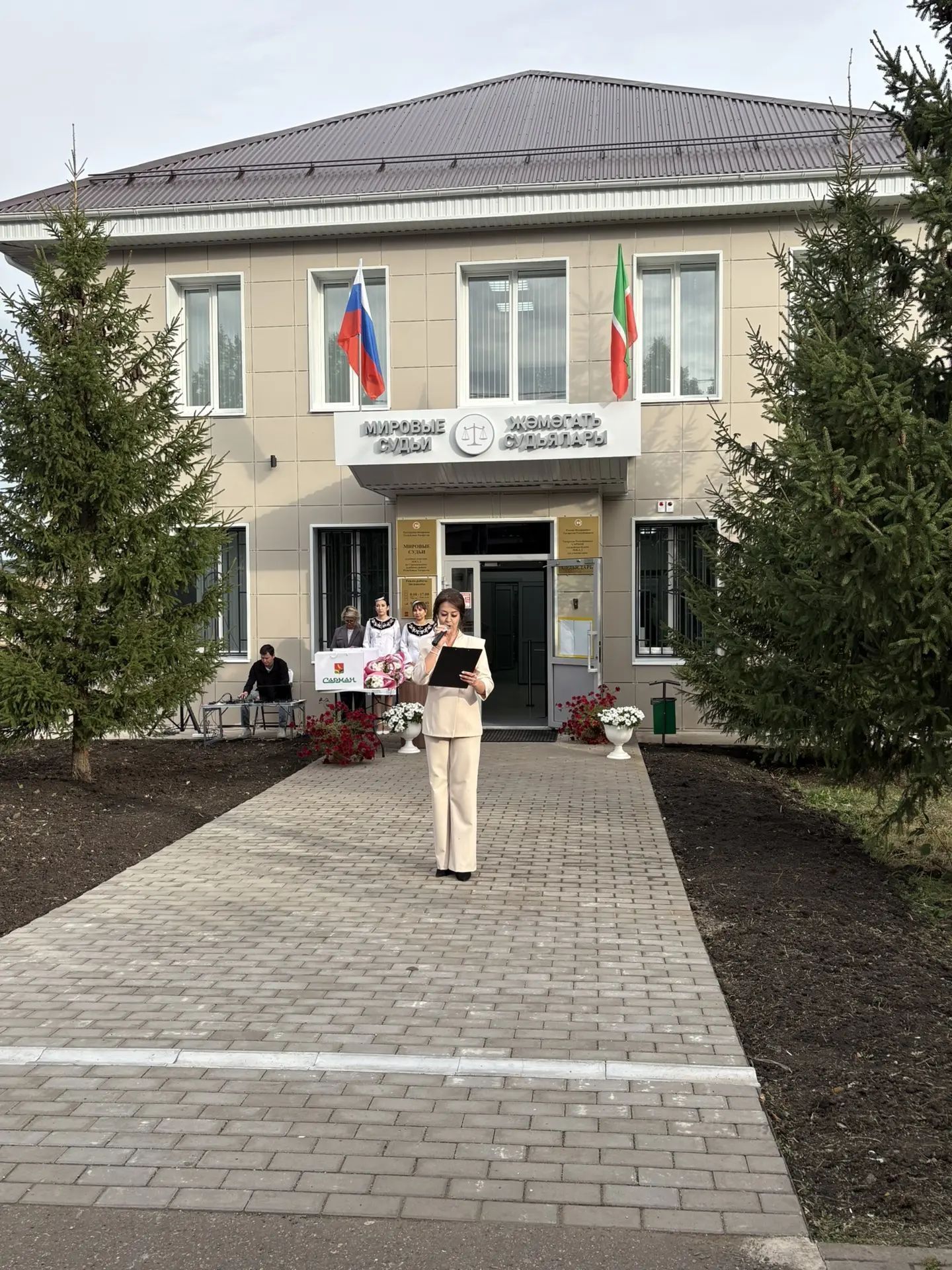 Район җәмәгать судьялары бинасы яңарыш кичерде