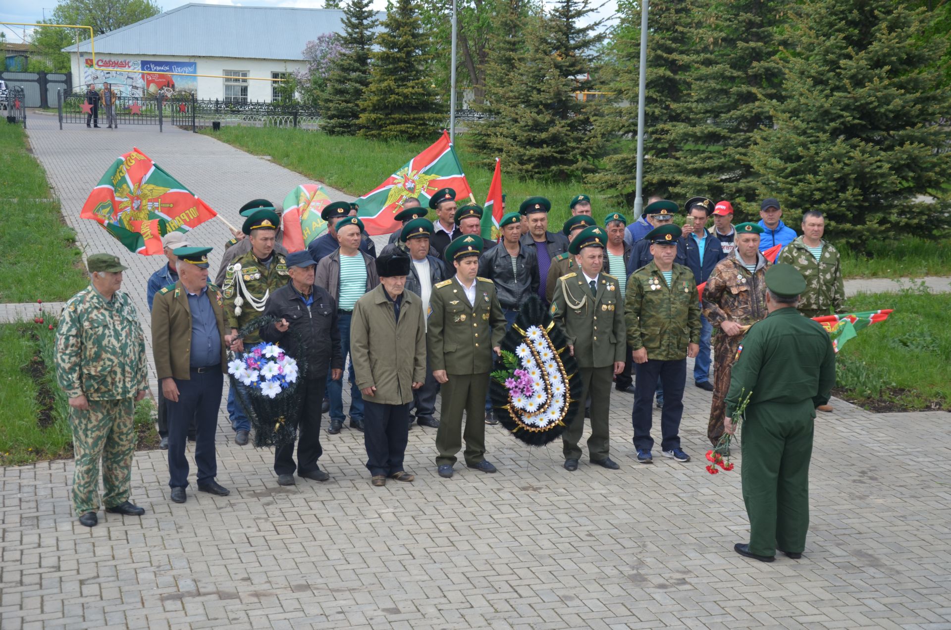 Сарманлылар Чик сакчысы көнен билгеләп үтәләр