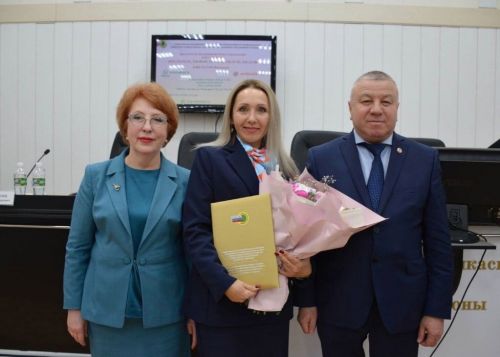 Профсоюз хәрәкәте үсешенә зур өлеш кертүчеләр бүләкләнде