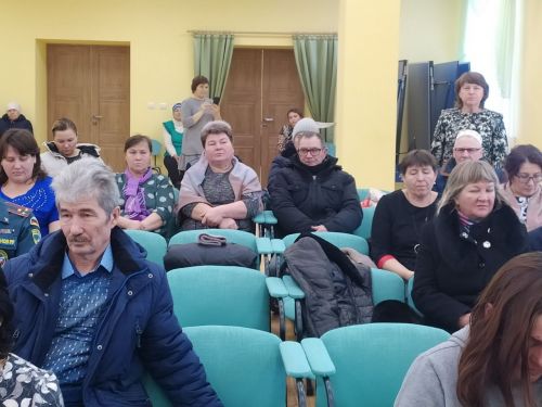 Азалак авыл җирлеге халкын төрле мәсьәләләр борчый