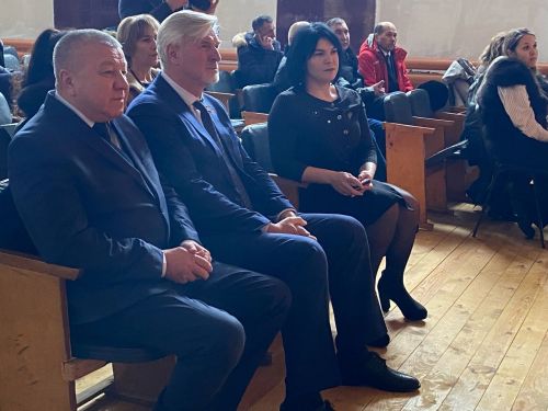 Рангазарда сораулар да бирде, күпләп рәхмәтен дә әйтте халык
