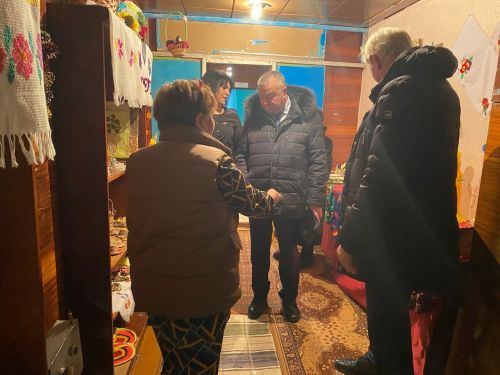 Рангазарда сораулар да бирде, күпләп рәхмәтен дә әйтте халык