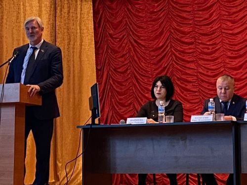 Рангазарда сораулар да бирде, күпләп рәхмәтен дә әйтте халык